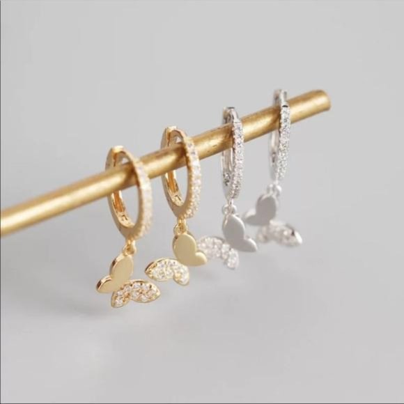 NEW 925 STERLING SILVER BUTTERFLY HOOP EARRINGS, NICE EARRINGS, CUTE EARRINGS - Picture 2 of 4